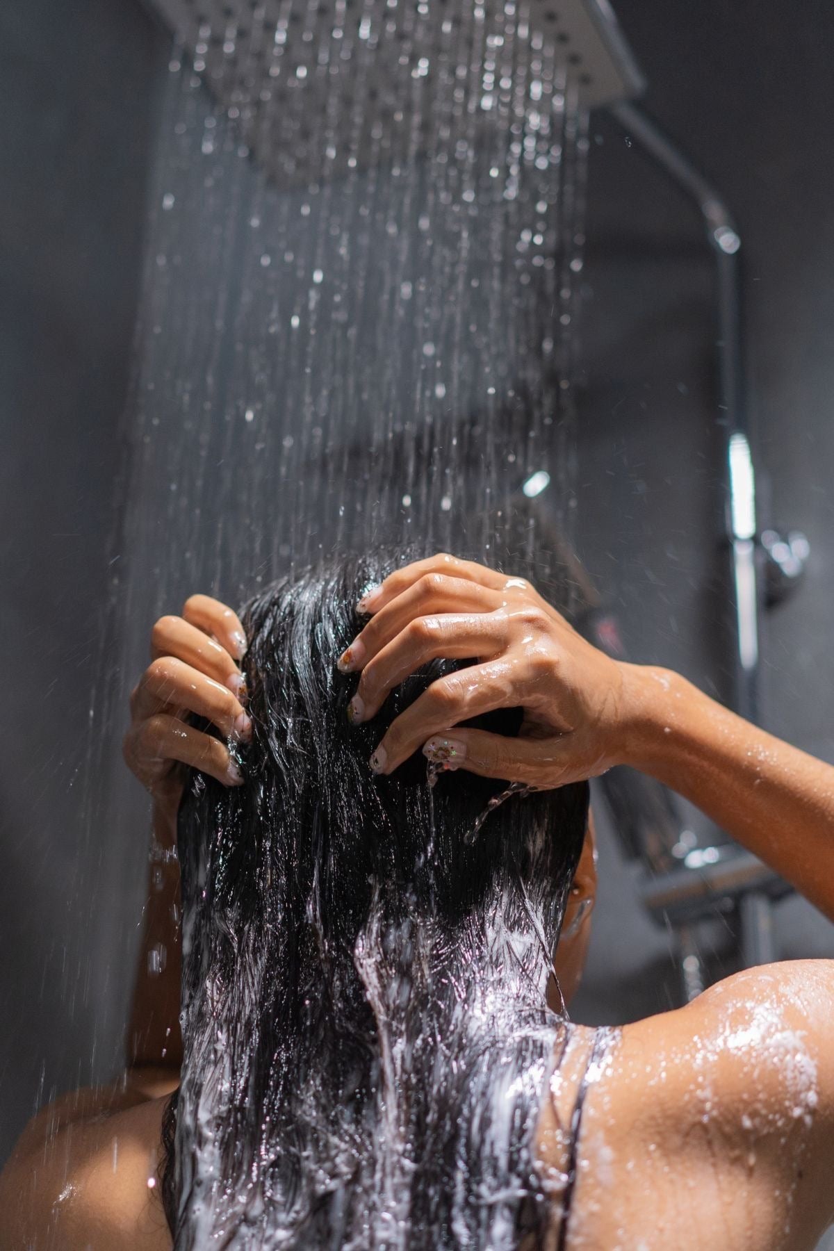 Shampoing au Lait de Chèvre : un soin naturel hydratant et fortifiant pour vos cheveux
